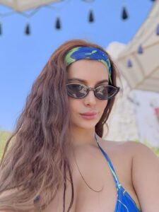 29c13ef6 8be0 470a 87fb 87ac11dce846 225x300